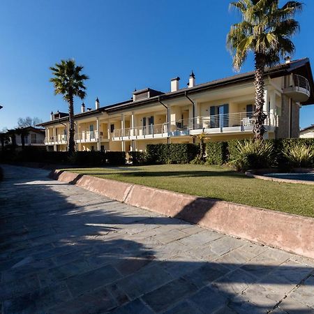 Apartment Blue Laguna シルミオーネ エクステリア 写真